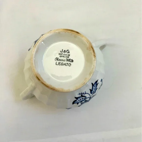 J & G Meakin LEGATO Creamer AND Sugar Bowl With Top Classic White & Blue England - Picture 13 of 15